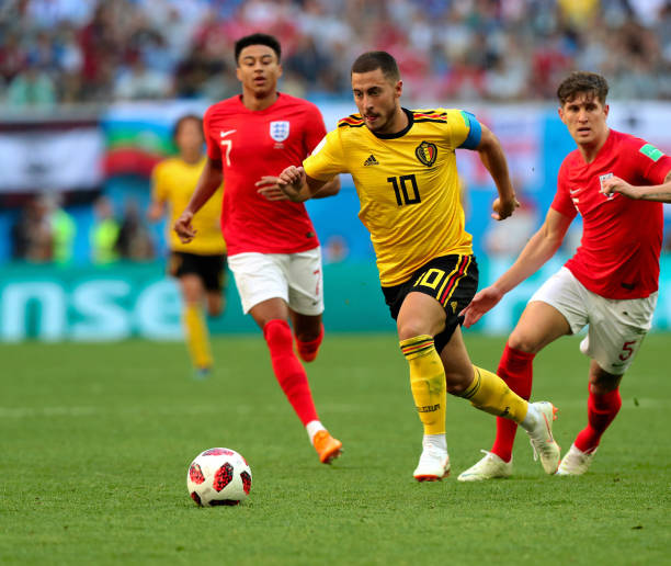 须在丢球后 须在丢球后