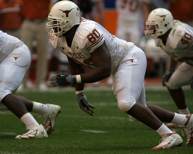 更是全球足 更是全球足